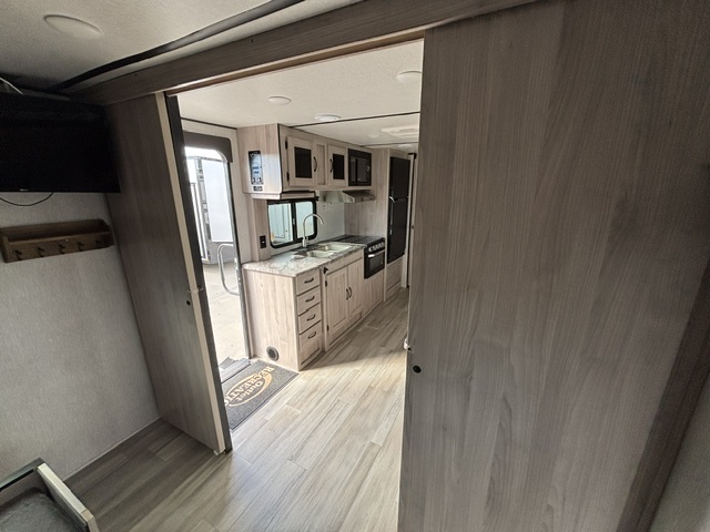 2022 Coachmen Northern Spirit XTR 2145RBX - Image 31