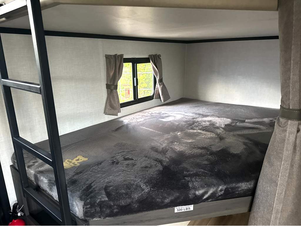 2027 VENTURE RV STRATUS 281VBH - Image 10