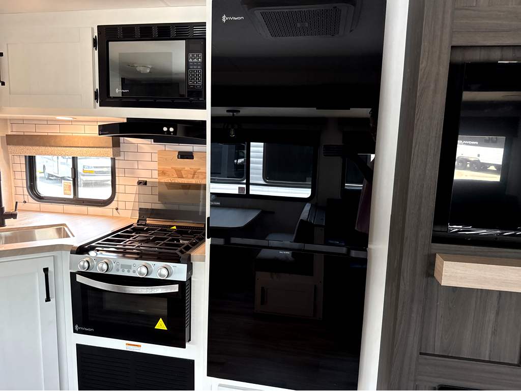 2027 VENTURE RV SIENNA 271VBH - Image 19
