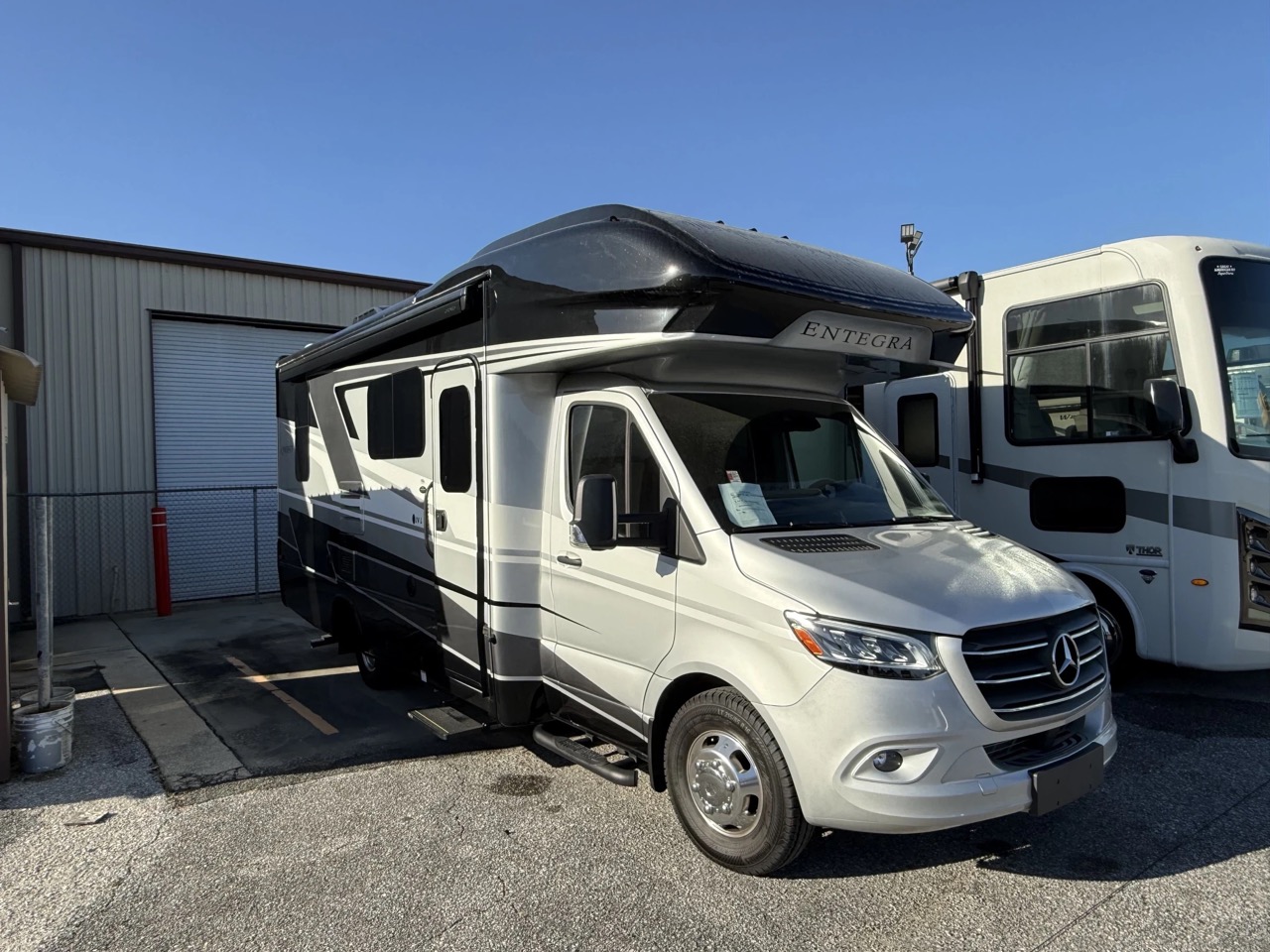 2025 ENTEGRA COACH QWEST 24L - Image 1