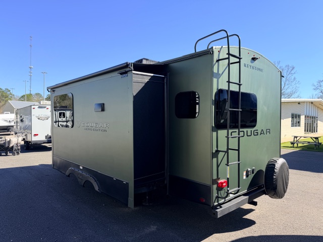 2026 Keystone Cougar Half-Ton 22MLS - Image 6