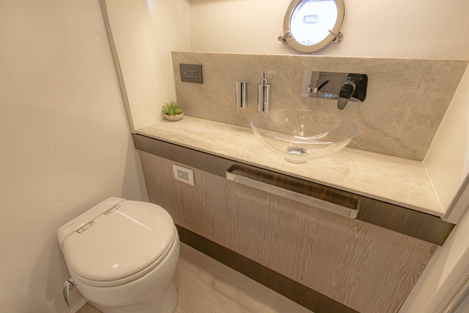 2023 Azimut S6 Sport-Fly - Image 31