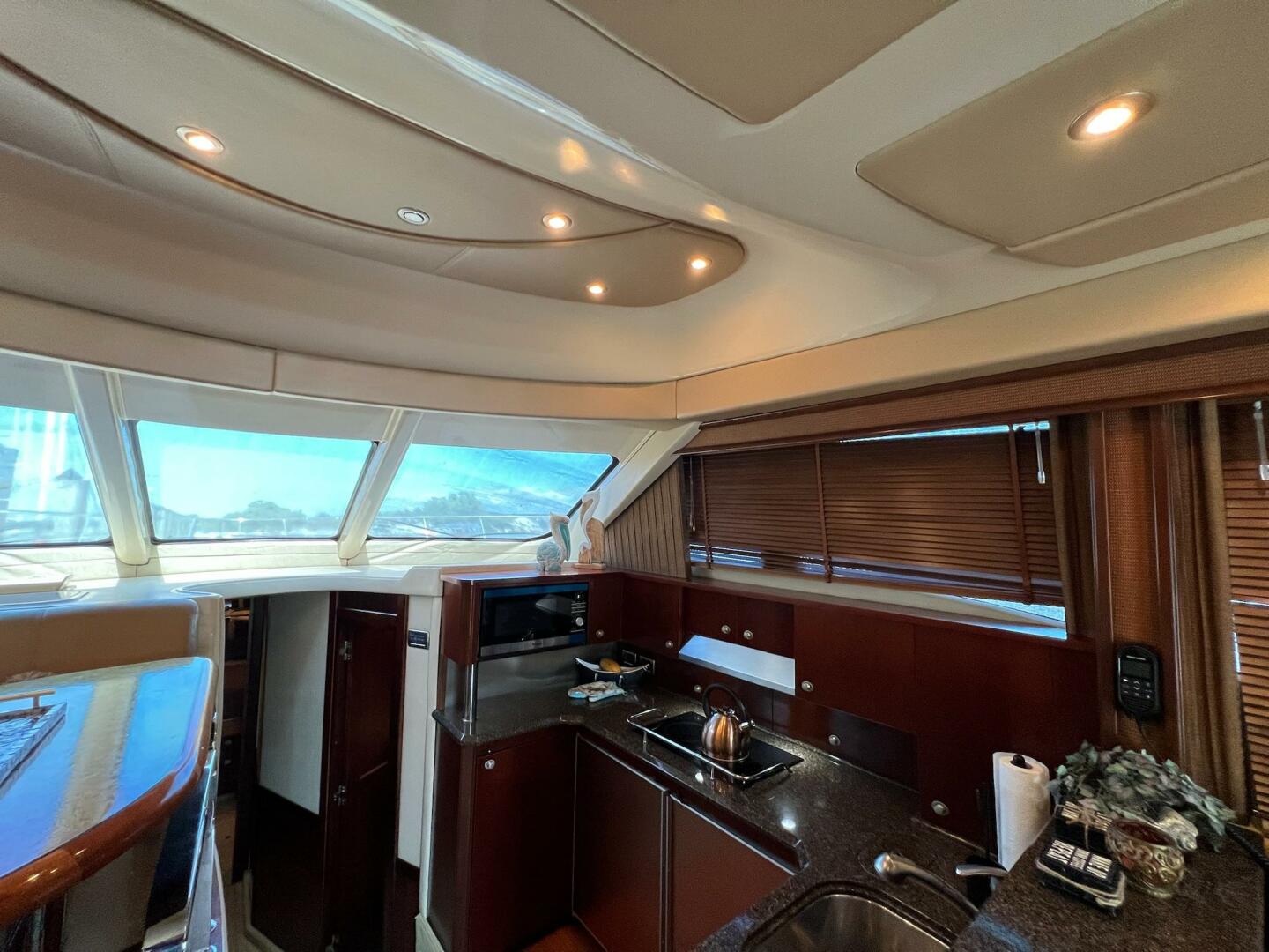 2005 Sea Ray 500 Sedan Bridge - Image 15