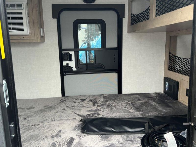 2026 Ember RV E-Series 12RK - Image 6