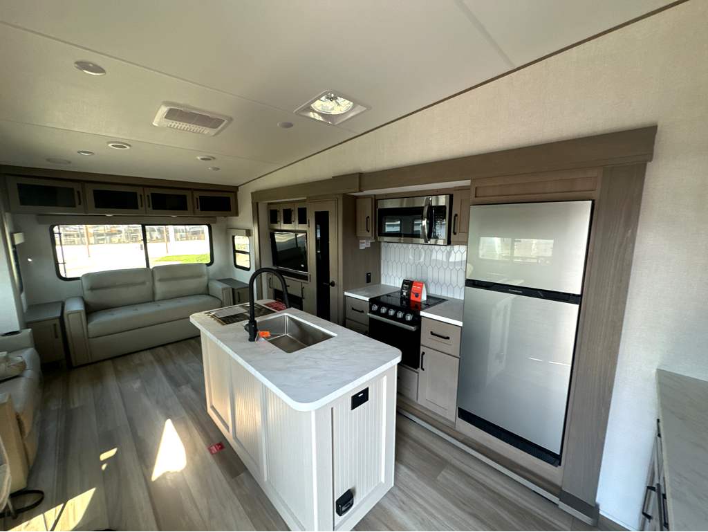 2026 GRAND DESIGN REFLECTION 295RL - Image 9