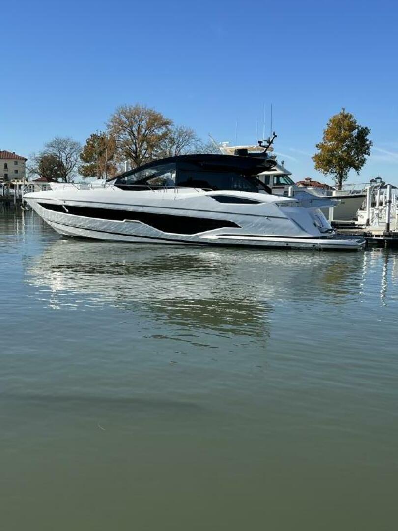2026 Sunseeker 55 Predator - Image 8