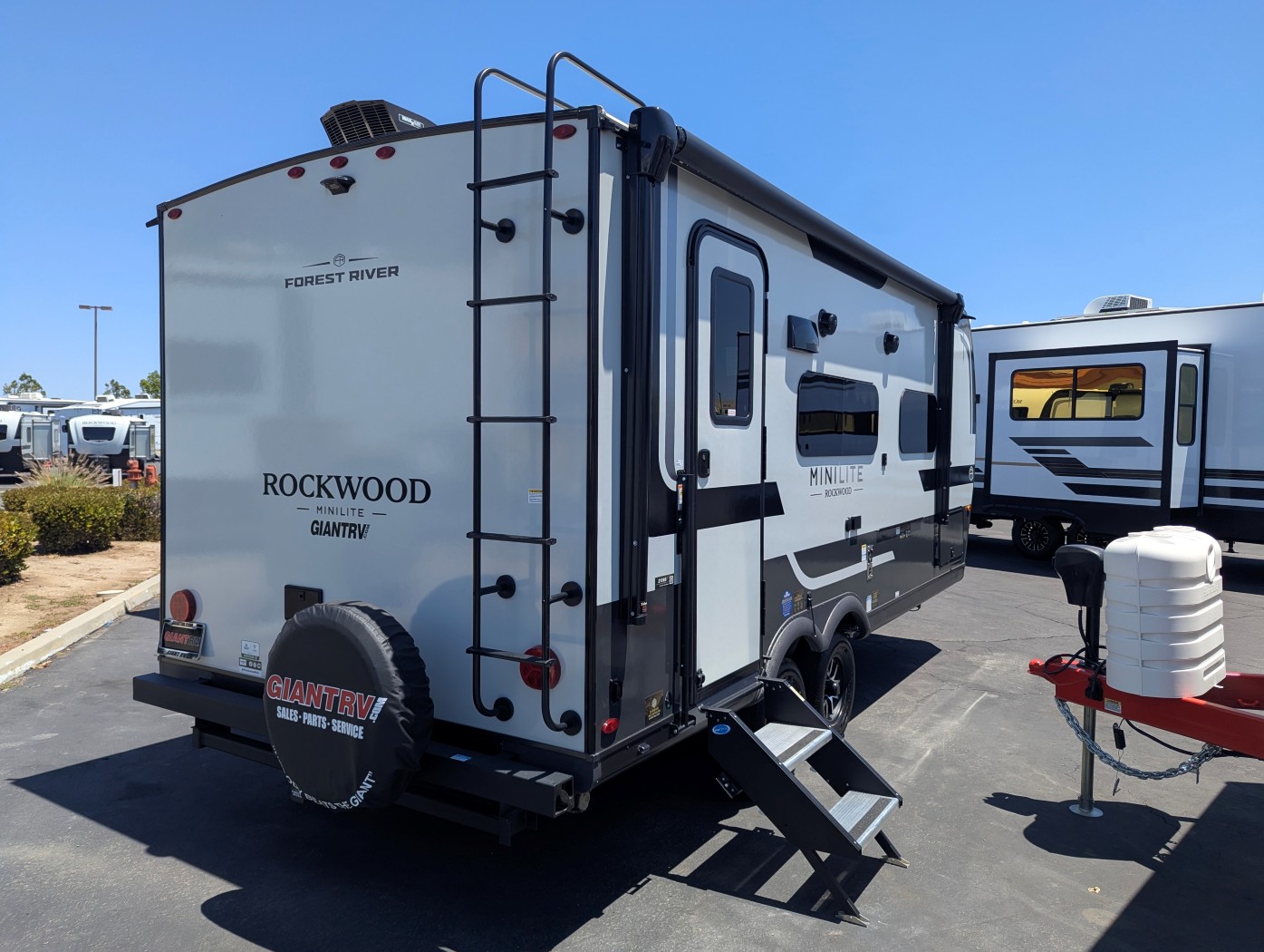 2026 Forest River Rockwood Mini Lite 2109S - Image 5