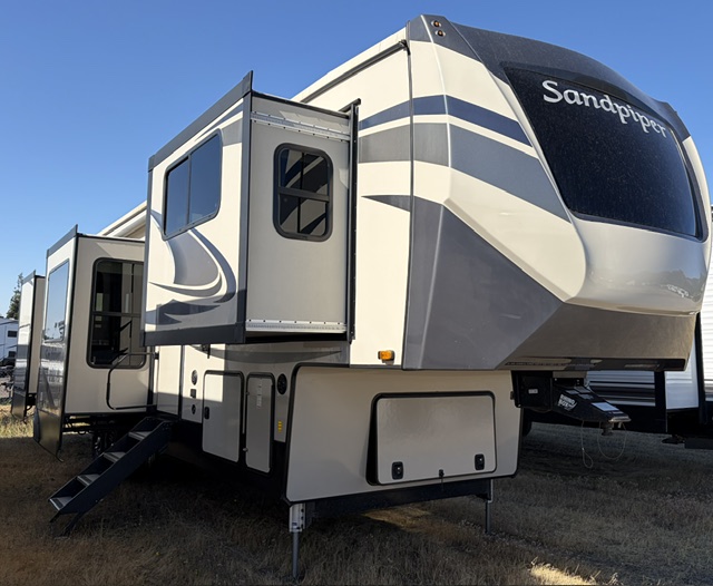 2022 Forest River Sandpiper Luxury 379FLOK - Image 1