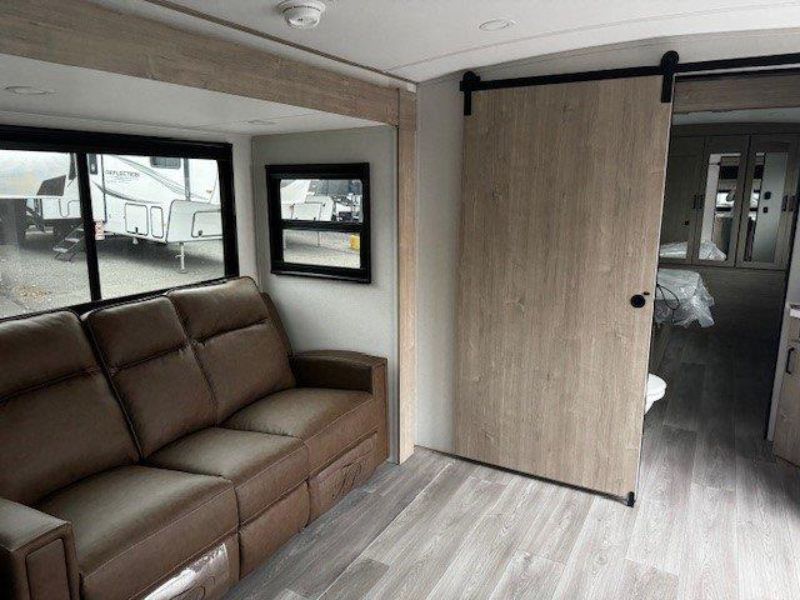 2026 Grand Design Imagine 2700BS - Image 8