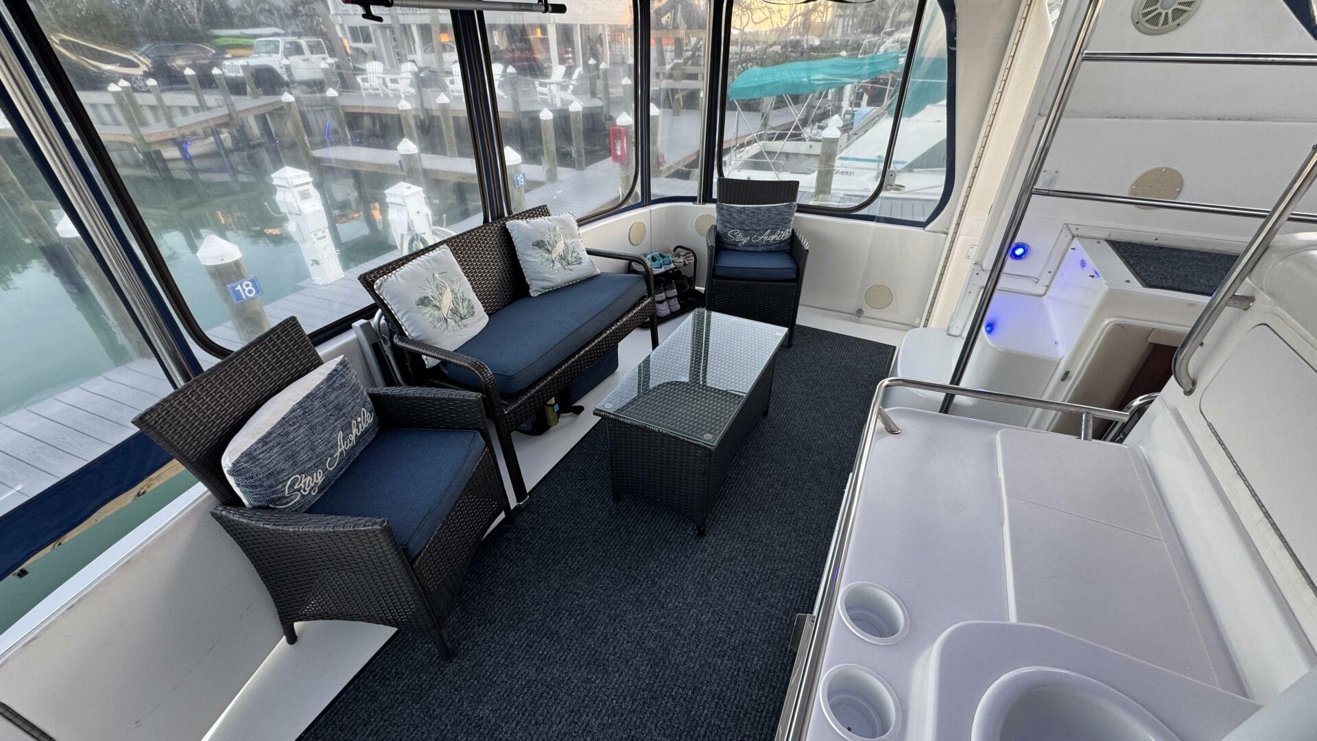 2000 Sea Ray 420 Aft Cabin - Image 8