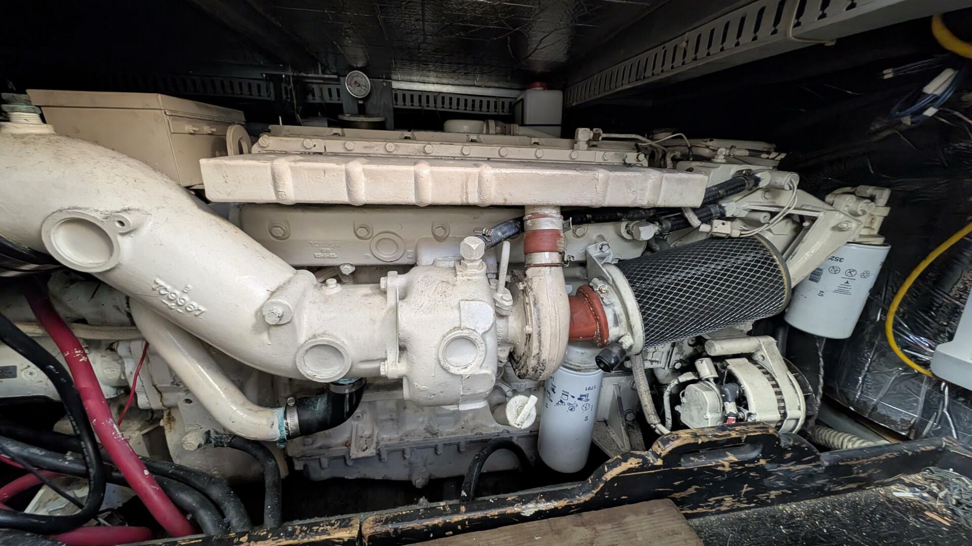 1994 Carver 370 AFT CABIN - Image 44