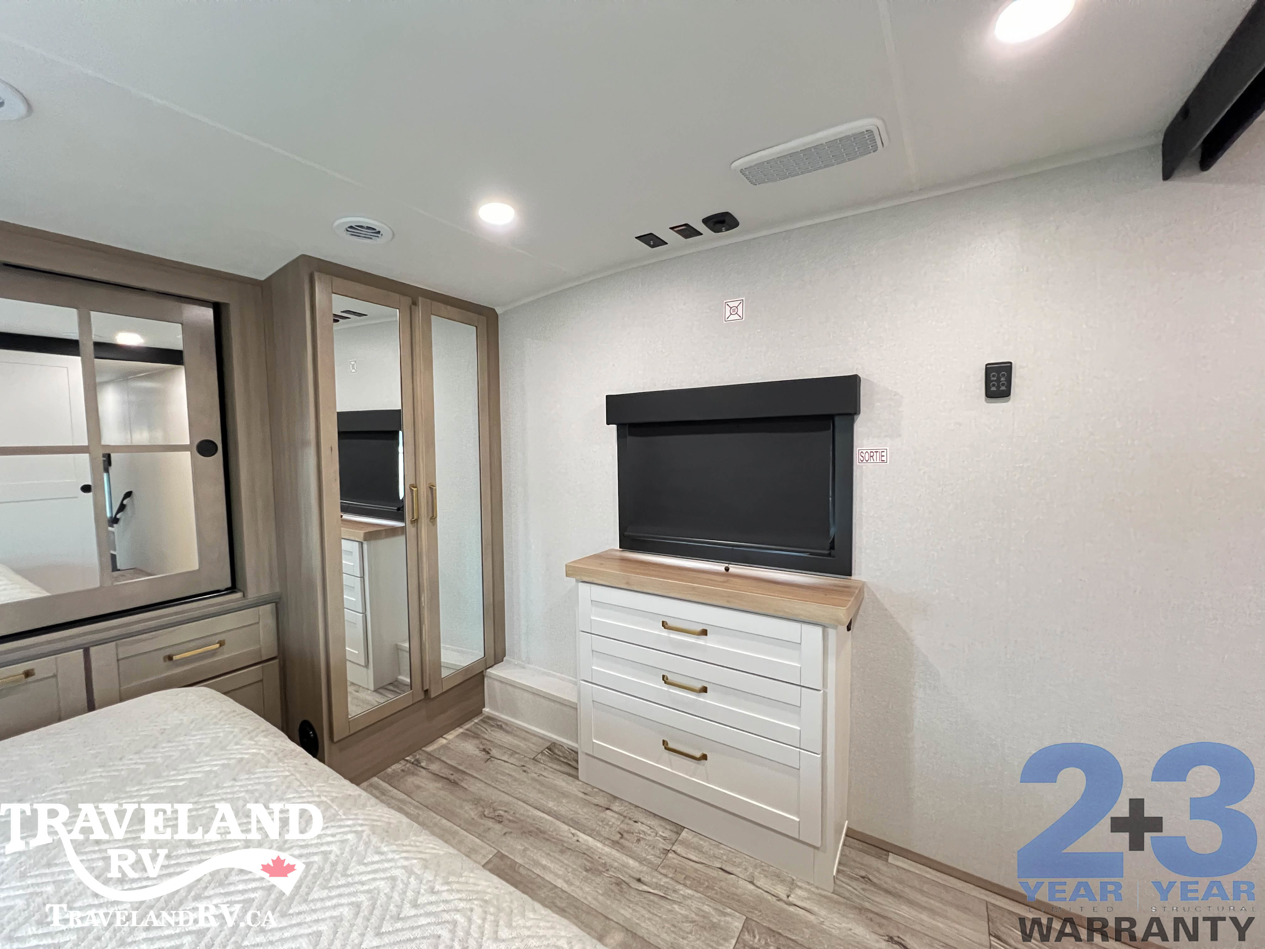 2026 Jayco Eagle 355MBQS - Image 30