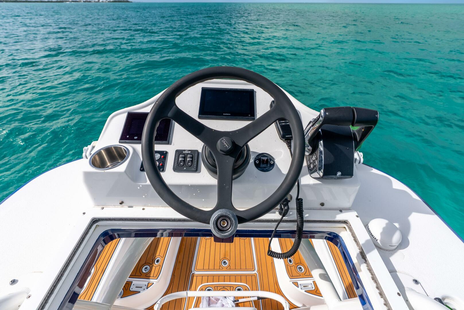 2024 Caymas Hybrid Boat 281 HB - Image 26