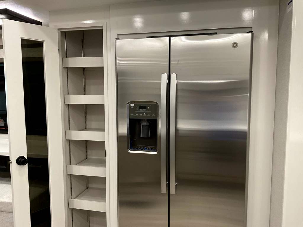 2026 JAYCO PINNACLE 38 FBRK - Image 12