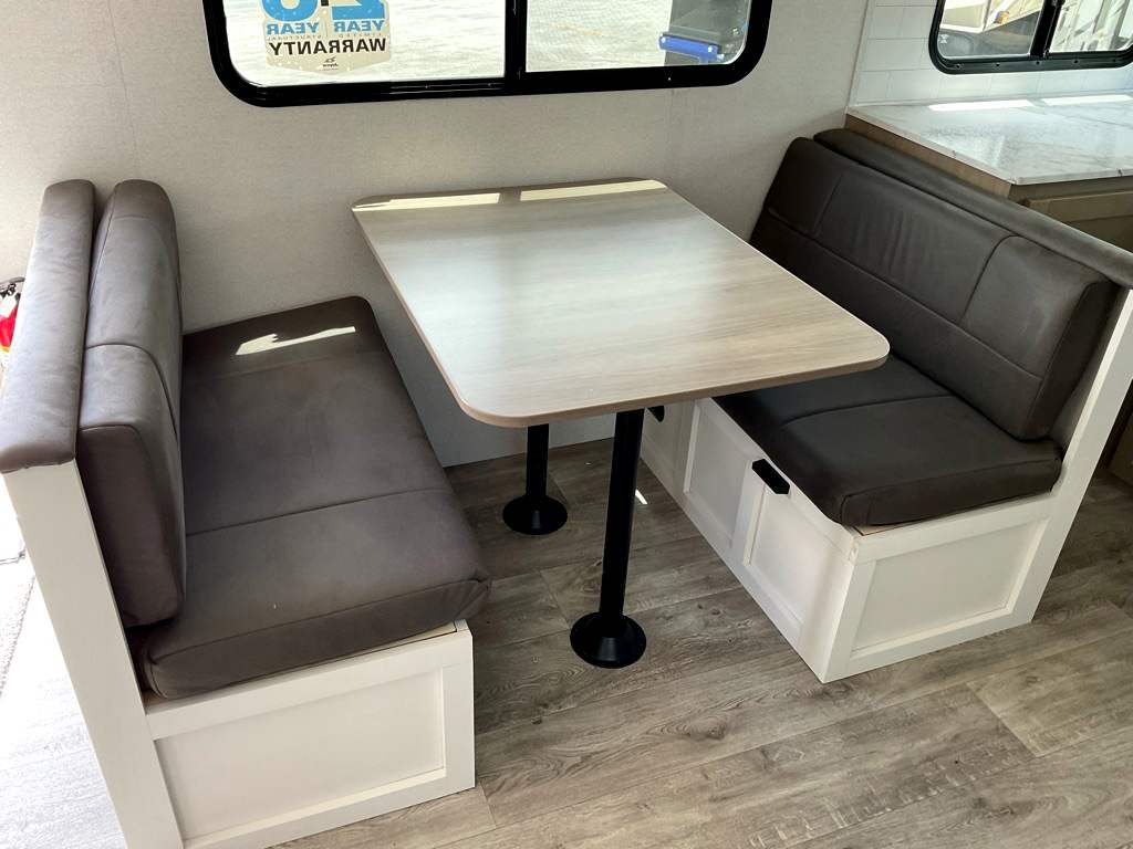 2027 JAYCO Eagle 24 MLE - Image 10