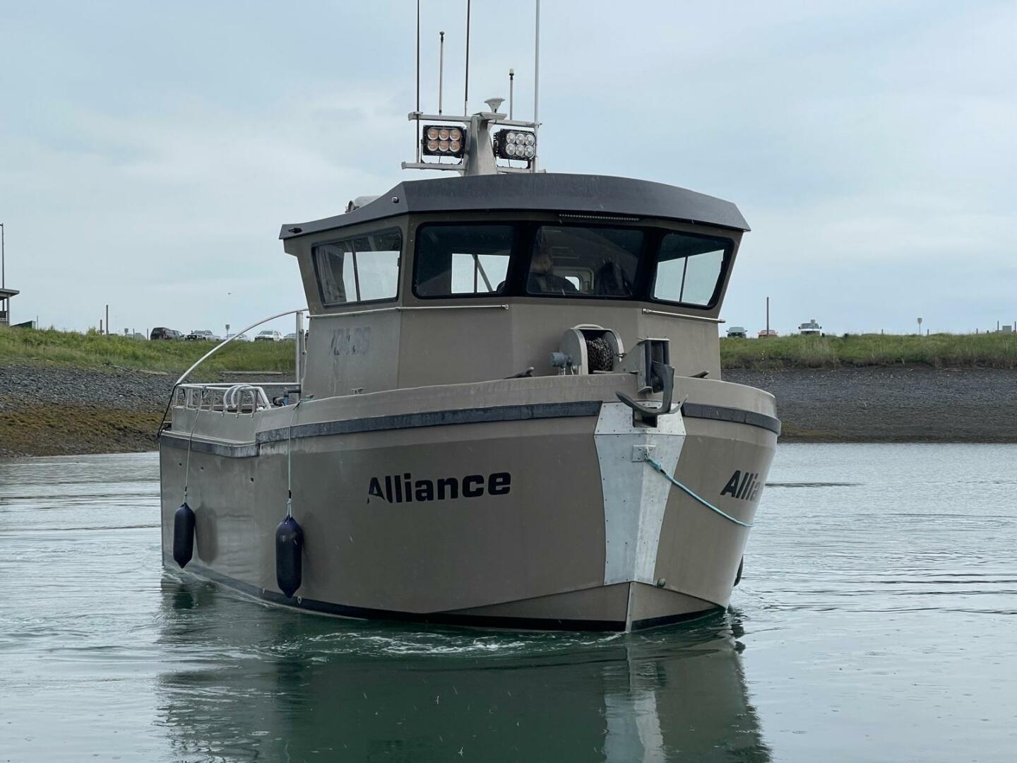 2022 Custom Freestyle Marine 32 - Image 3