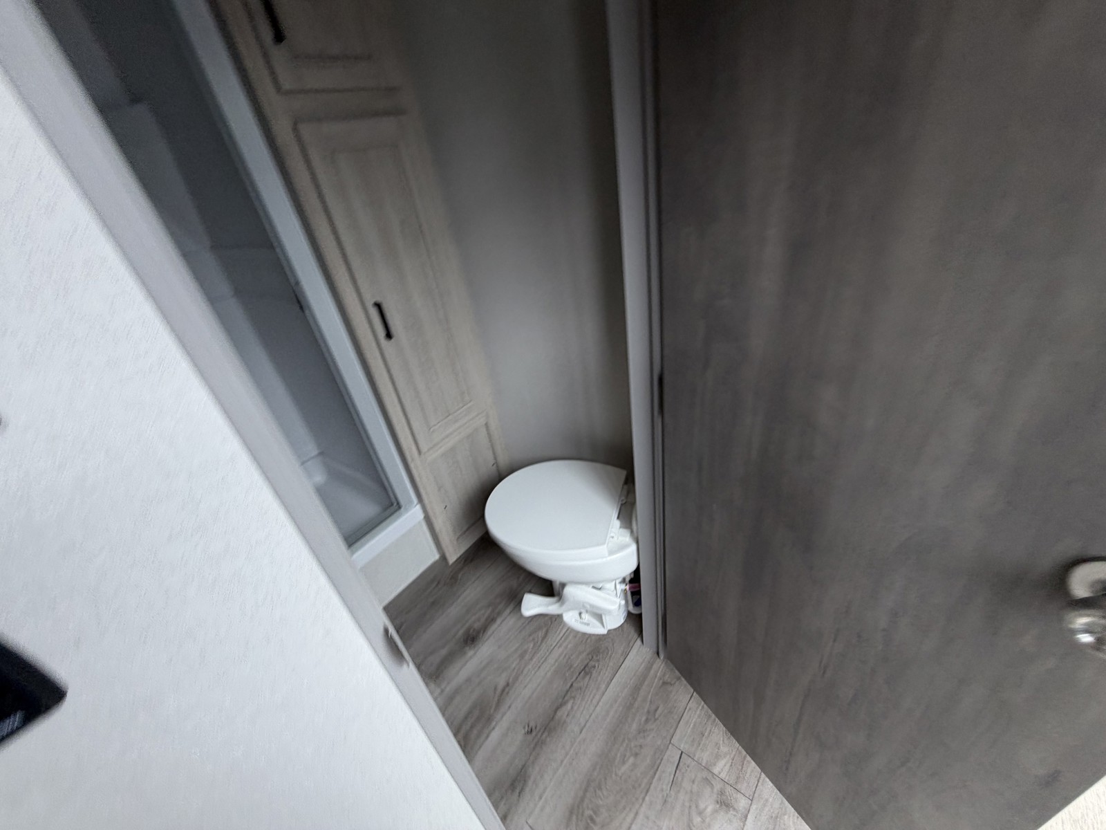2026 COACHMEN CATALINA 44CONDO - Image 25