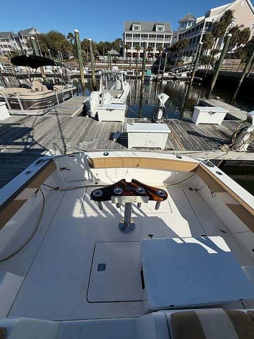 2011 Luhrs 37 IPS Canyon Series - Image 7