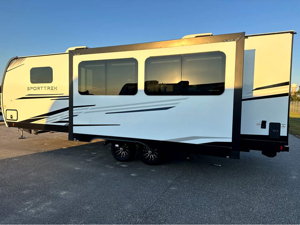 2027 VENTURE RV SPORTTREK 272VRK - Image 5