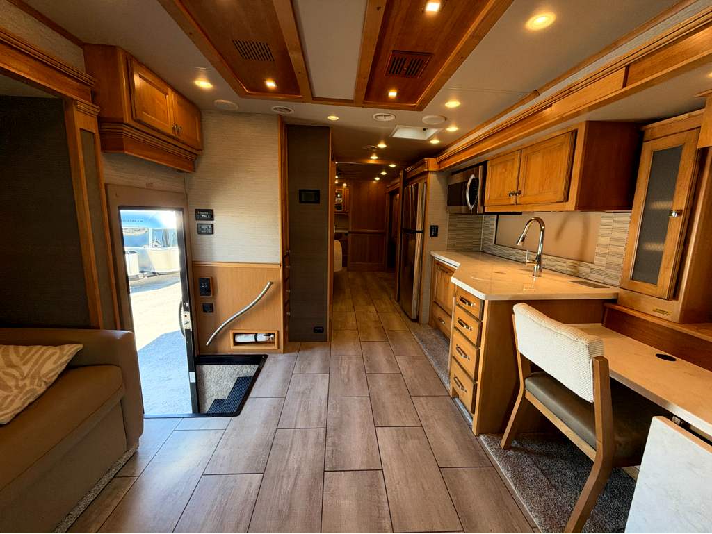 2022 TIFFIN ALLEGRO BAY 38BB - Image 9
