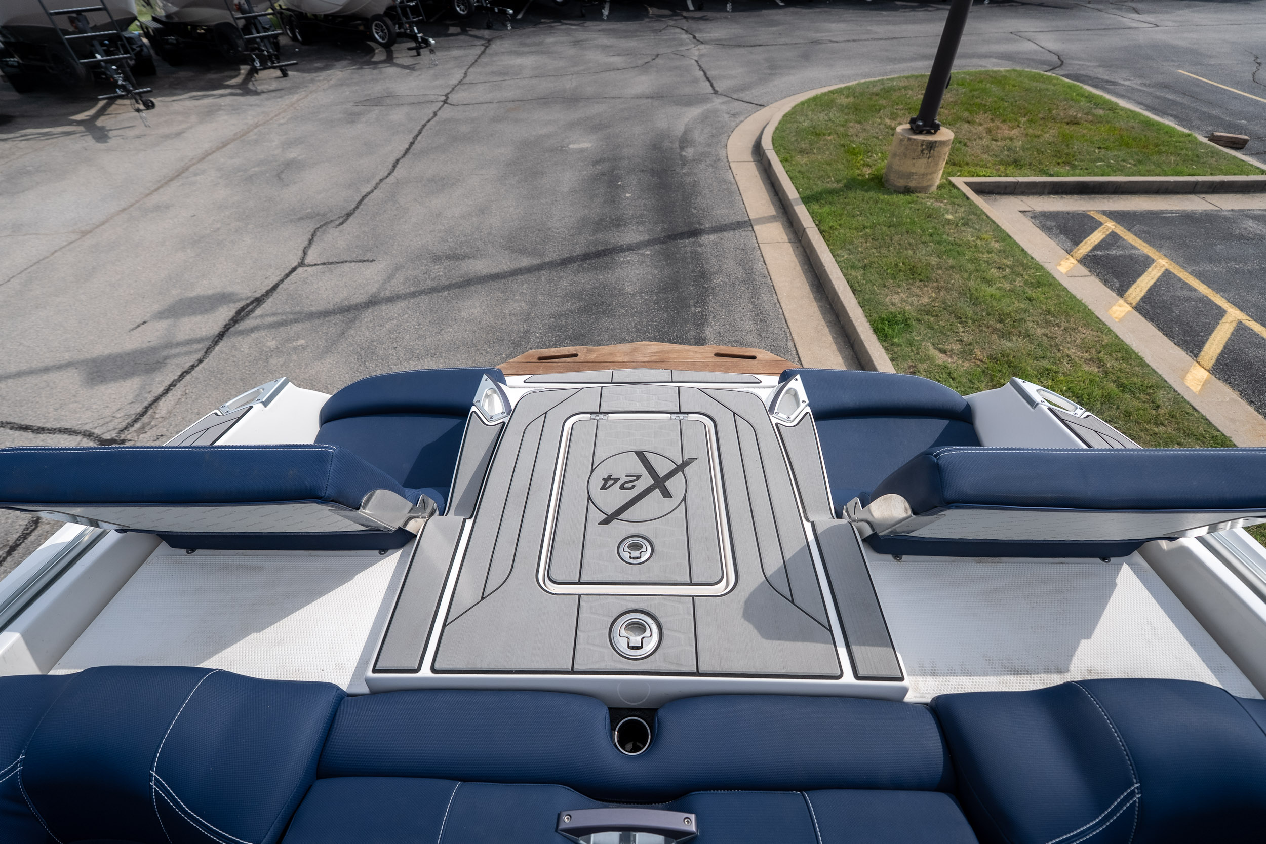 2021 MasterCraft X24 - Image 56