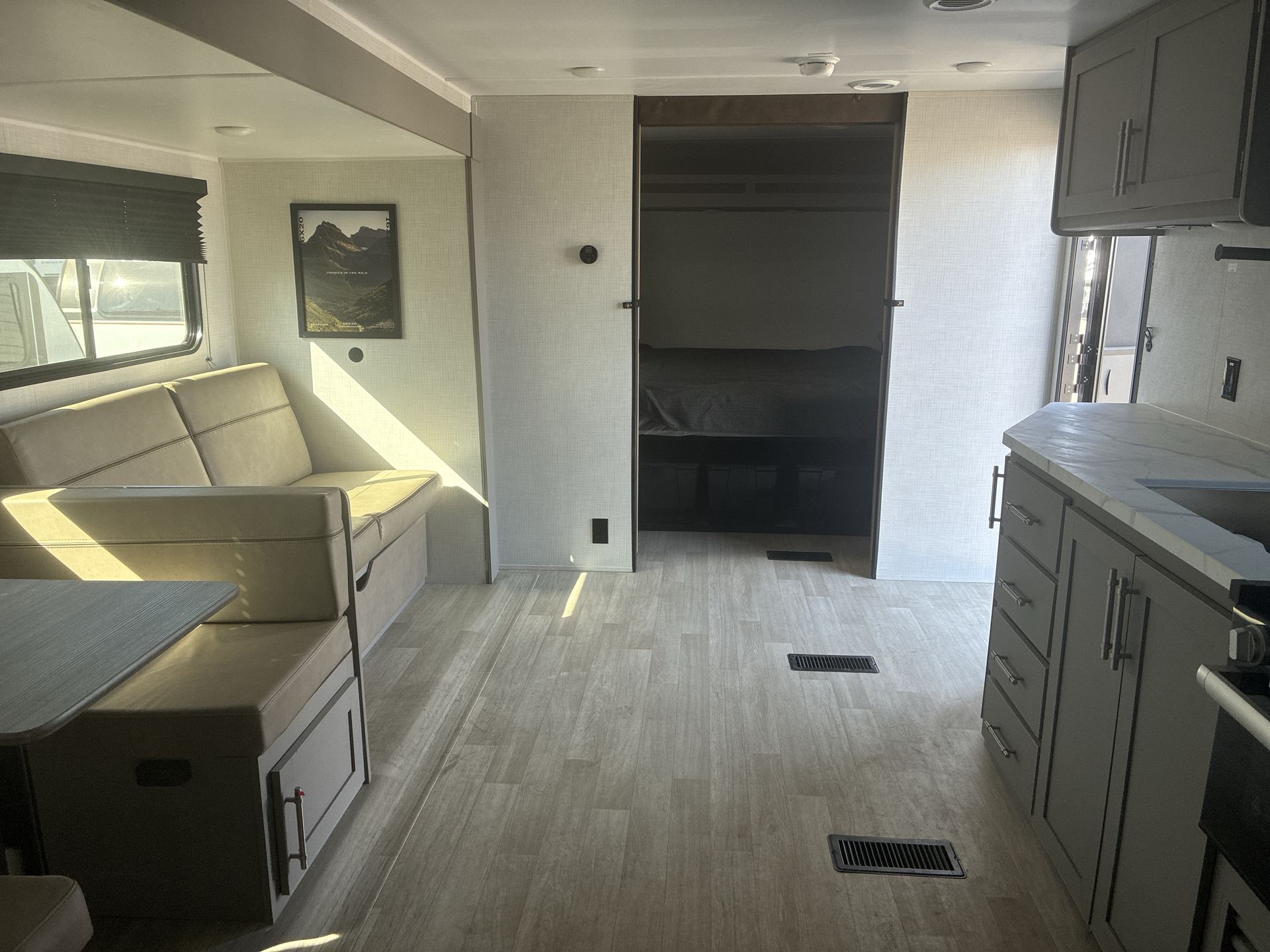 2027 Keystone Hideout 262BHS - Image 18