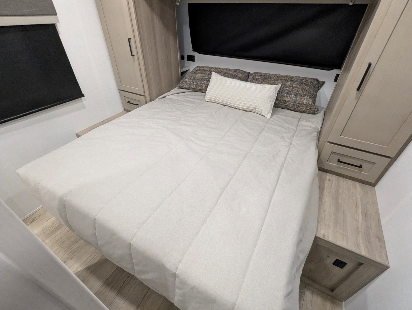 2026 Forest River Rockwood Mini Lite 2520BH - Image 7