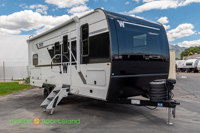 2026 Winnebago Thrive 22MBH - Image 4