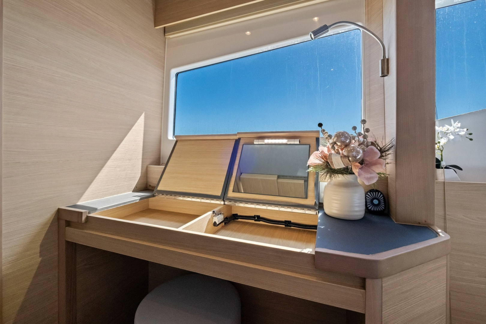 2022 Aquila 54 Yacht - Image 39