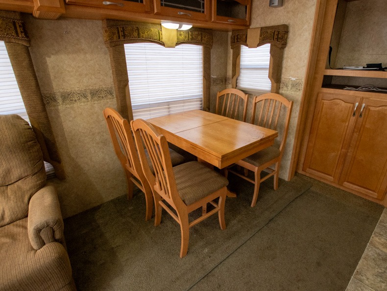 2005 CrossRoads Paradise Point 30RL - Image 8