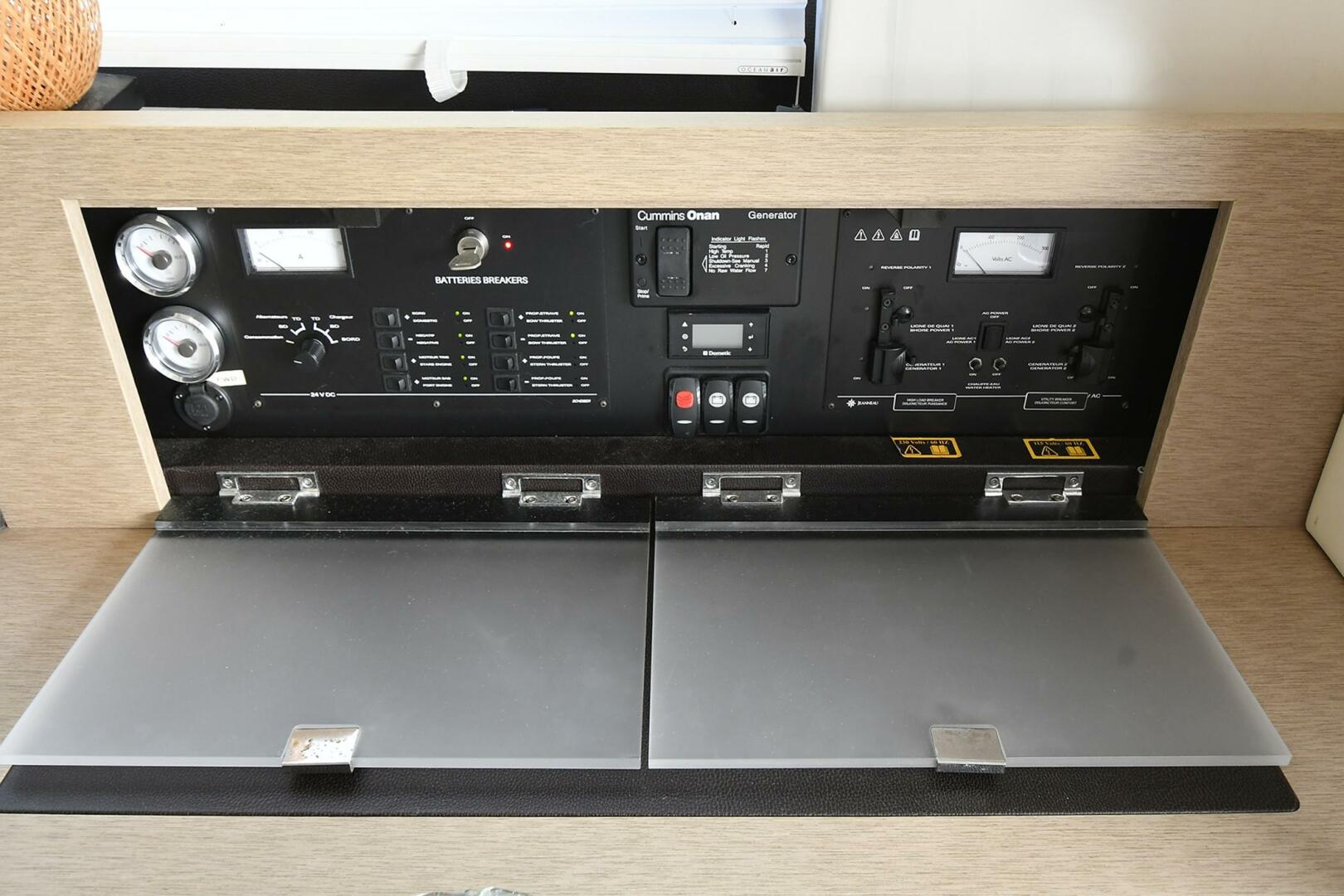 2018 Prestige 560 Fly - Image 66