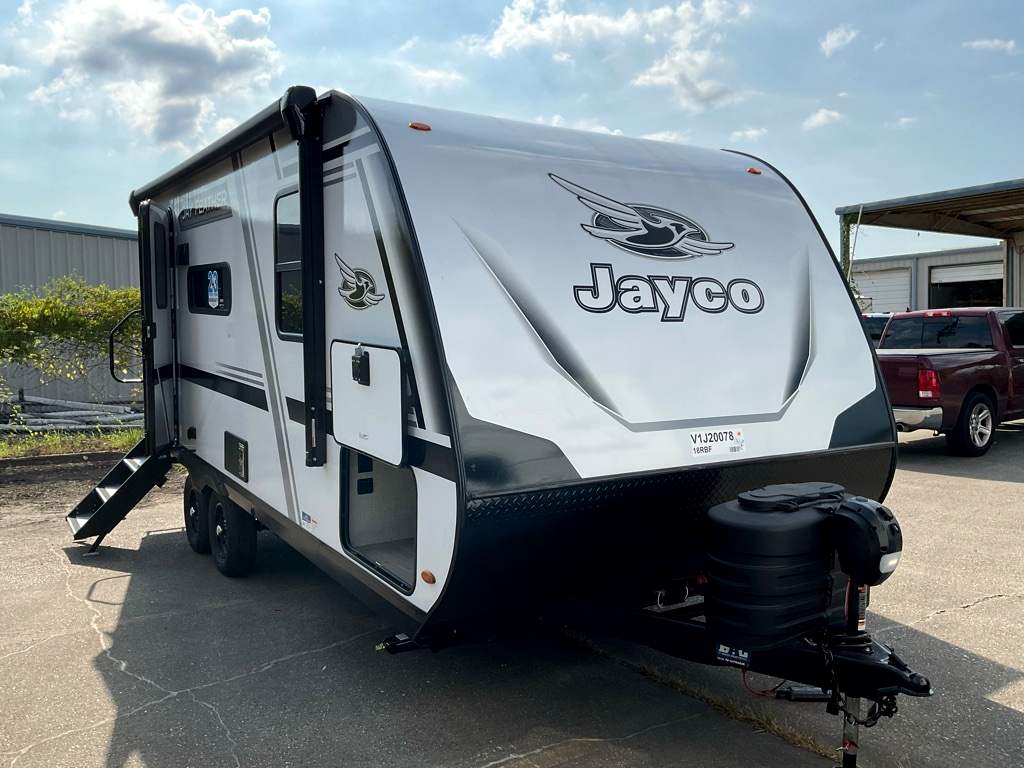 2027 JAYCO Jay Feather 18RBF - Image 3