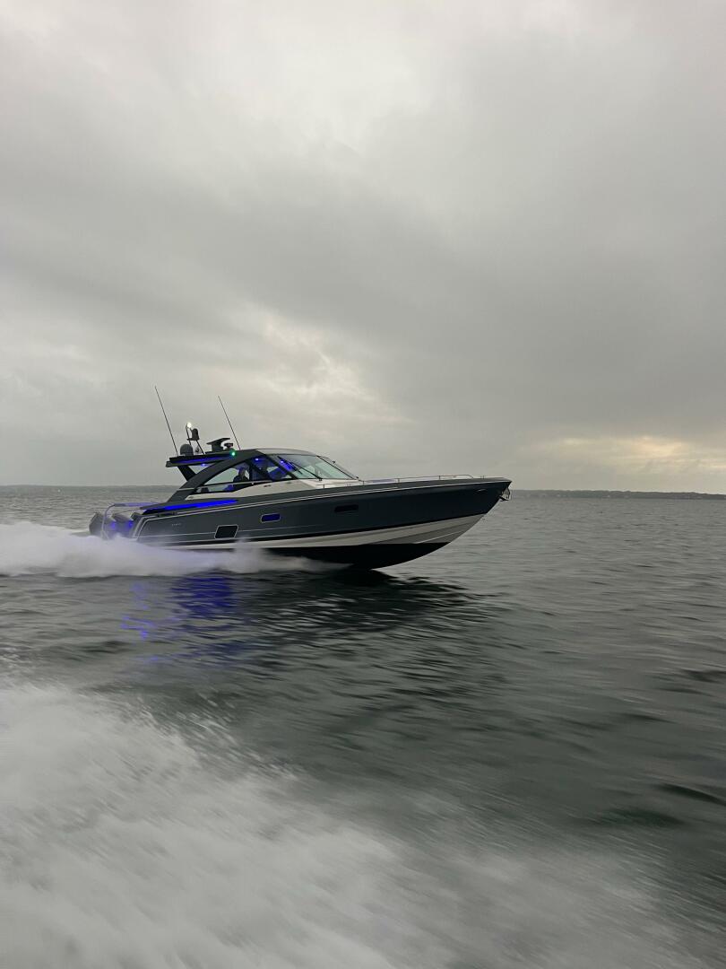 2024 Formula 430 Super Sport Crossover - Image 1