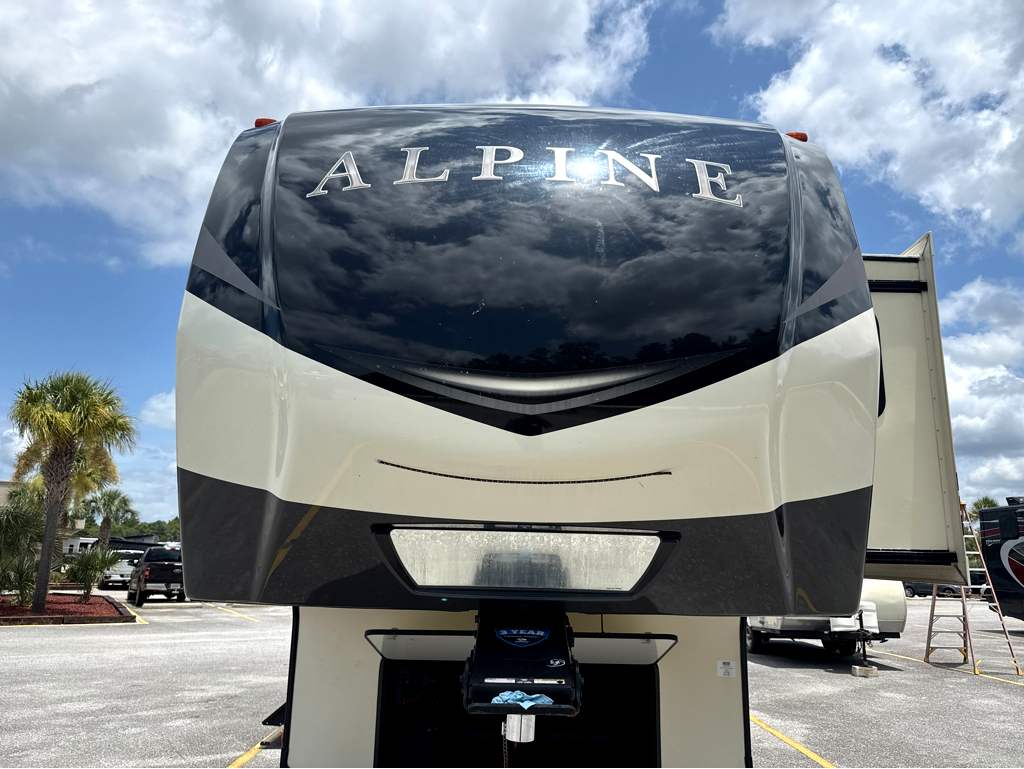 2020 Keystone ALPINE 3021RE - Image 6
