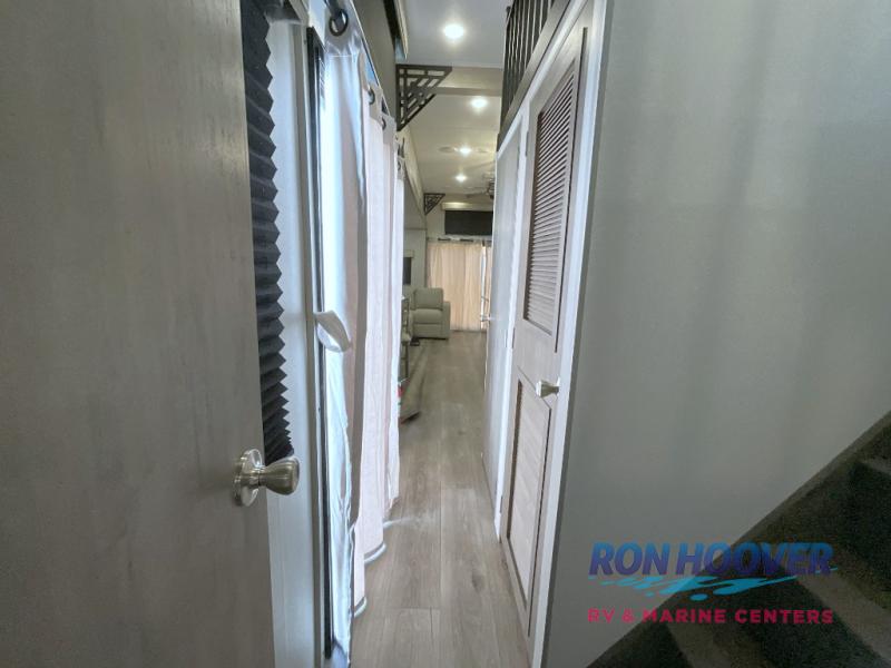 2026 COACHMEN 43CONDO - Image 36