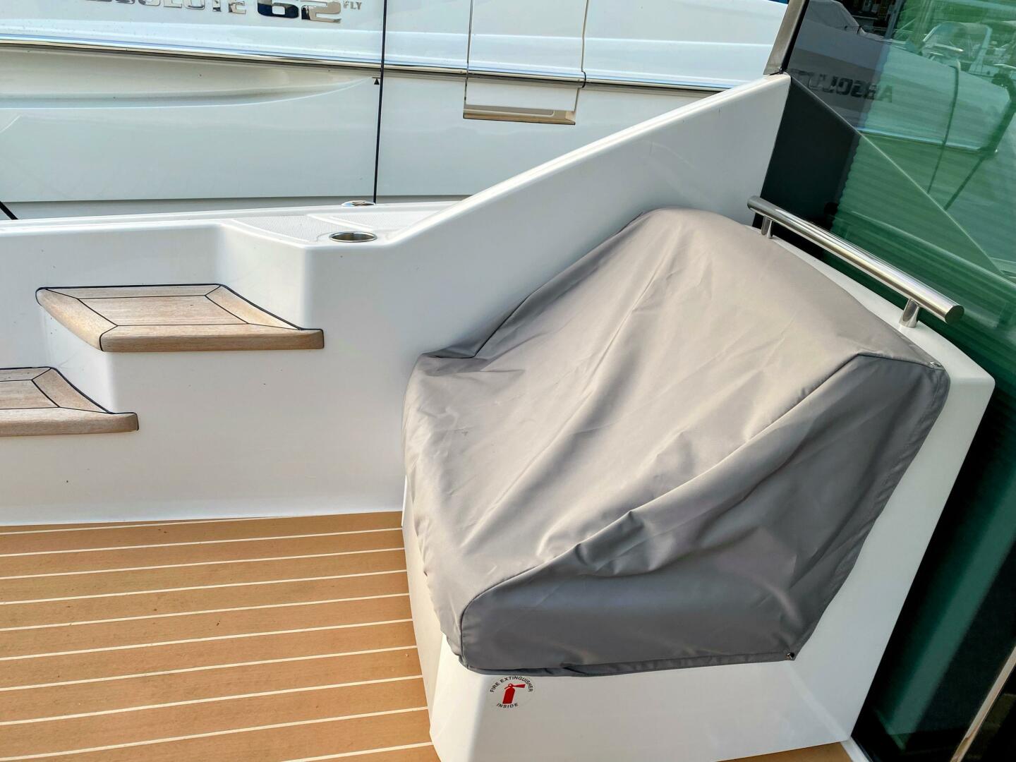 2014 Tiara Yachts 50 Coupe - Image 13