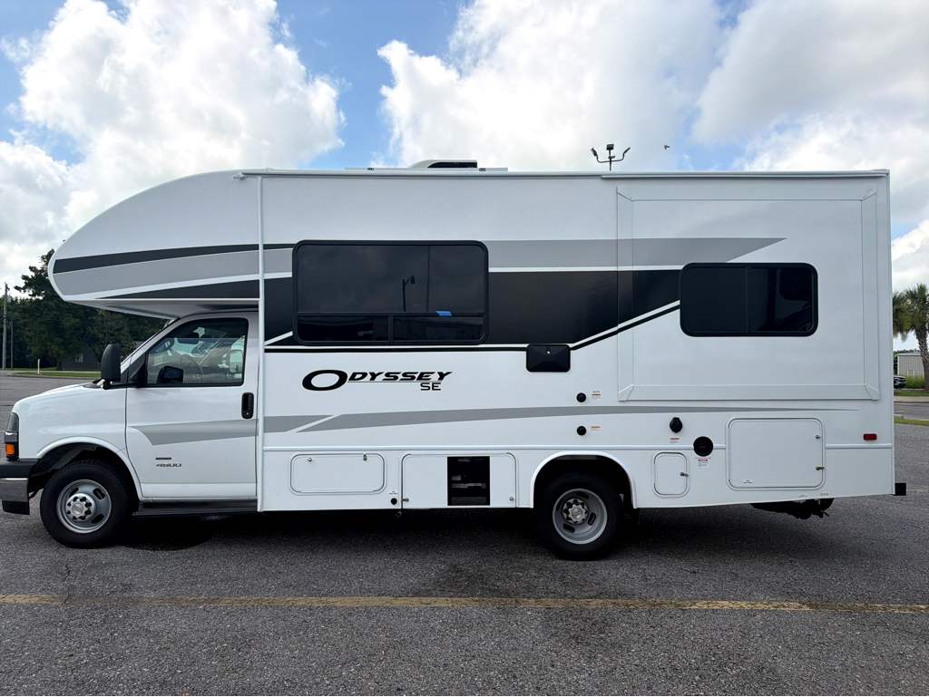 2027 ENTEGRA COACH ODYSSEY SE 22C - Image 9