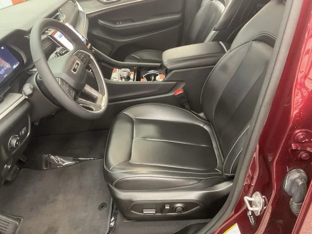 2023 Jeep Grand-Cherokee-L Laredo Altitude 4x4 - Image 13