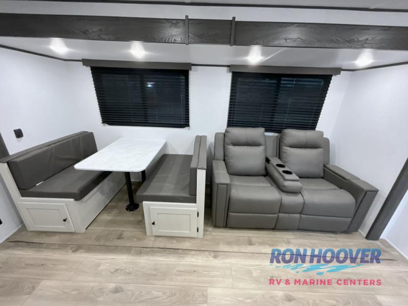 2025 COACHMEN SPIRIT 26BH - Image 4