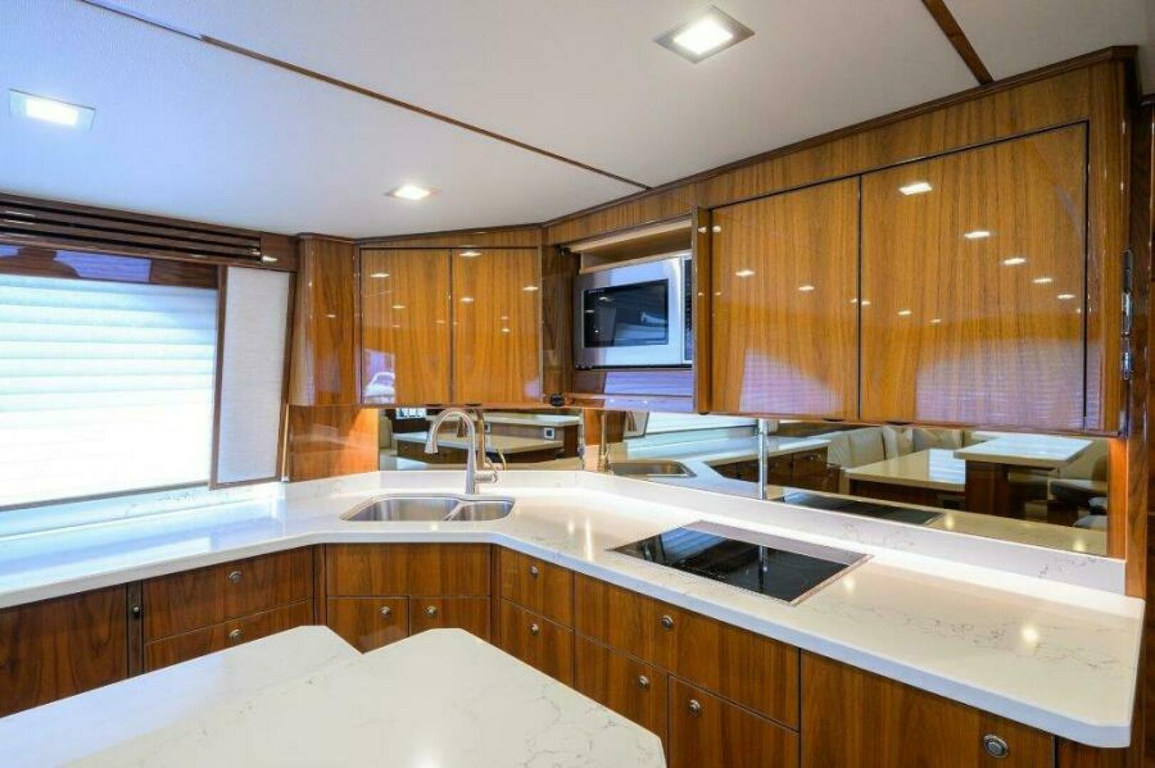 2020 VIKING VIKING 61 Convertible Base - Image 38