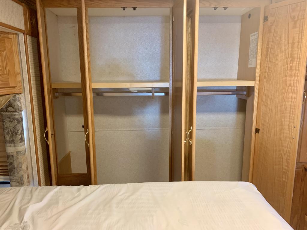 2005 MOUNTAIN AIRE 3778-WORKHORSE - Image 45