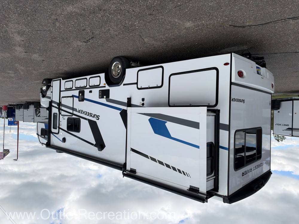 2025 Forest River Sunseeker 3010DS - Image 3
