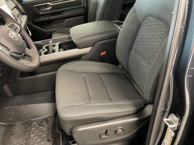 2026 Ram 1500 Big Horn 4x4 Crew Cab 5'7" Box - Image 14