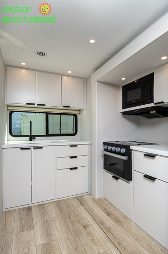 2026 Winnebago Thrive 22MLS - Image 28