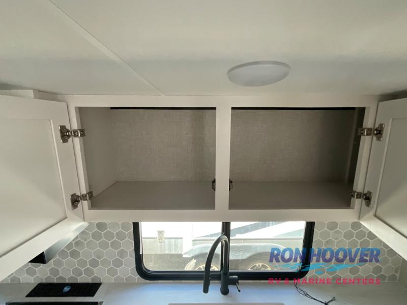 2023 JAYCO JAYFLIGHT 240RBSW - Image 9