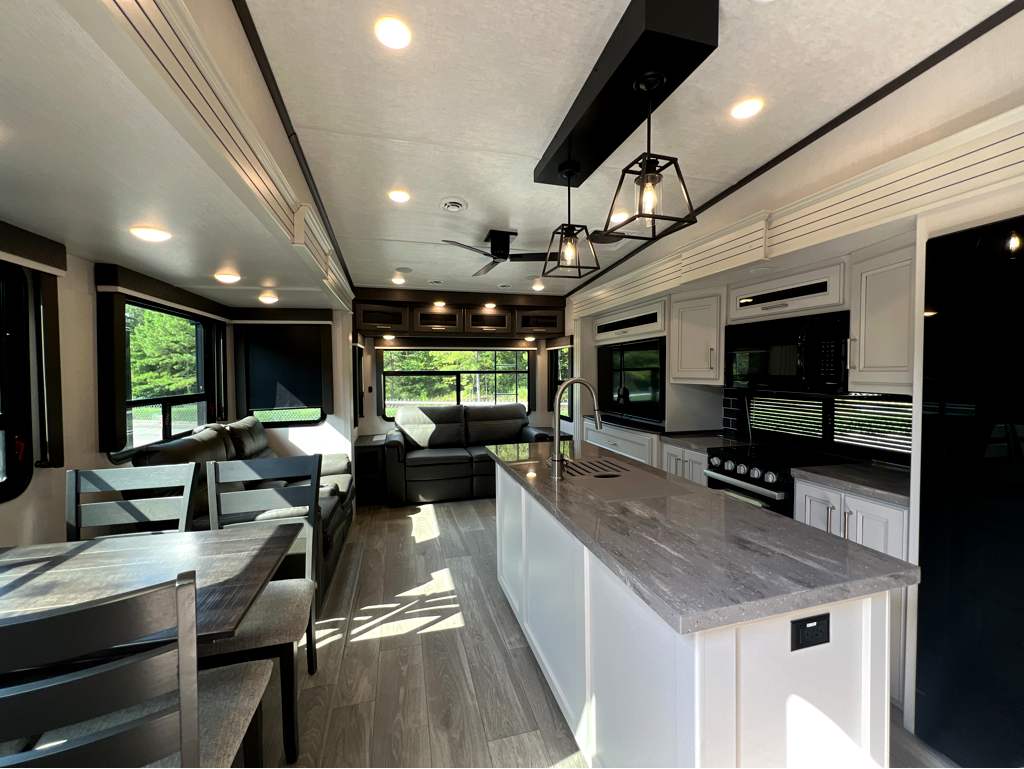 2024 KEYSTONE COUGAR 316RLS - Image 5