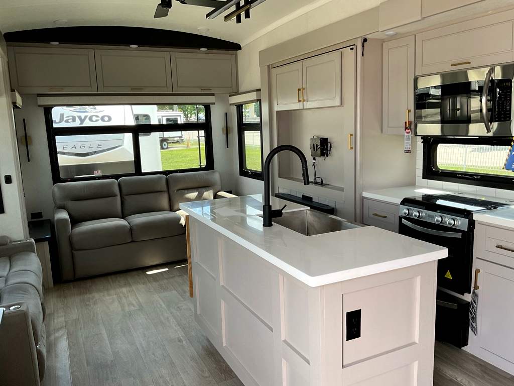 2027 JAYCO NORTH POINT 310RLTS - Image 7