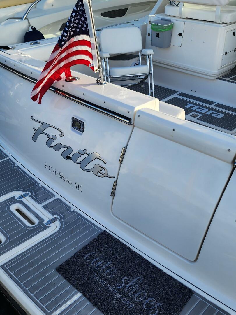 2001 Tiara Yachts 3500 Open - Image 19