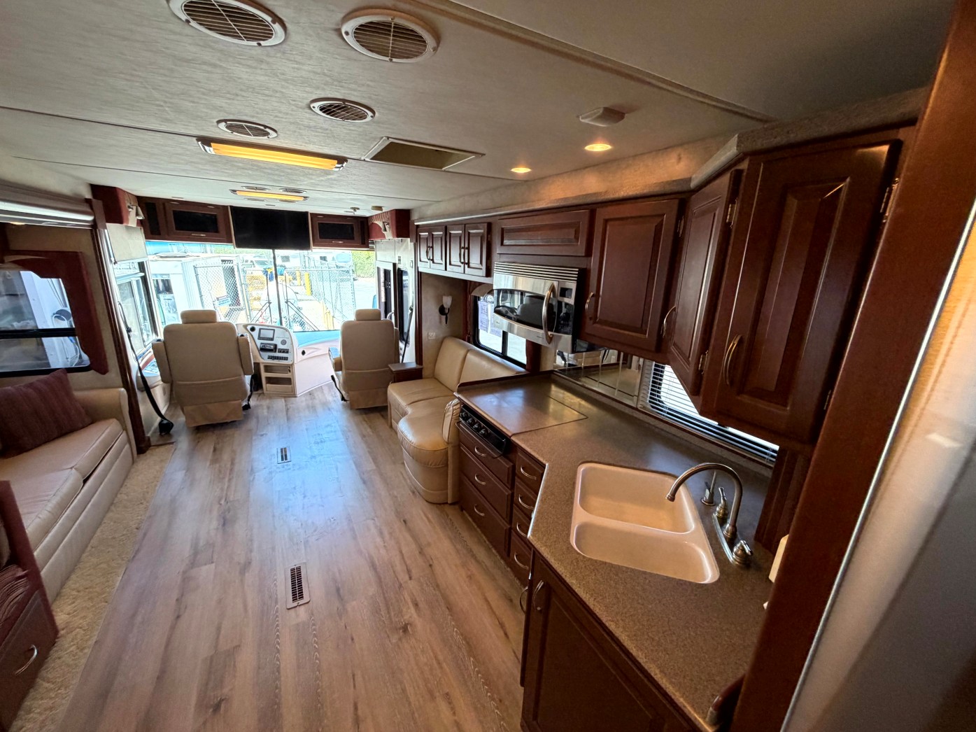 2007 Newmar Ventana 3933 - Image 19