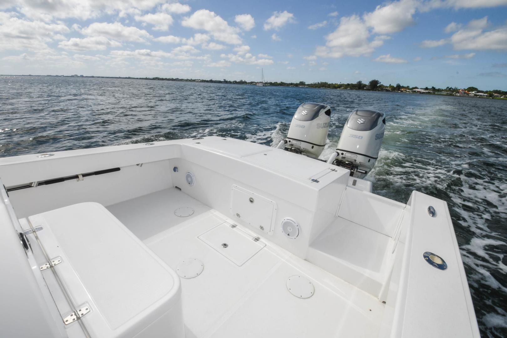 2019 Ocean Master 336 Center Console - Image 4